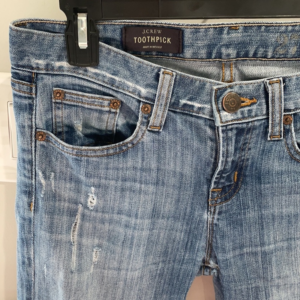 J. Crew Toothpick Ankle Distressed Jeans Size 27 - Picture 3 of 9